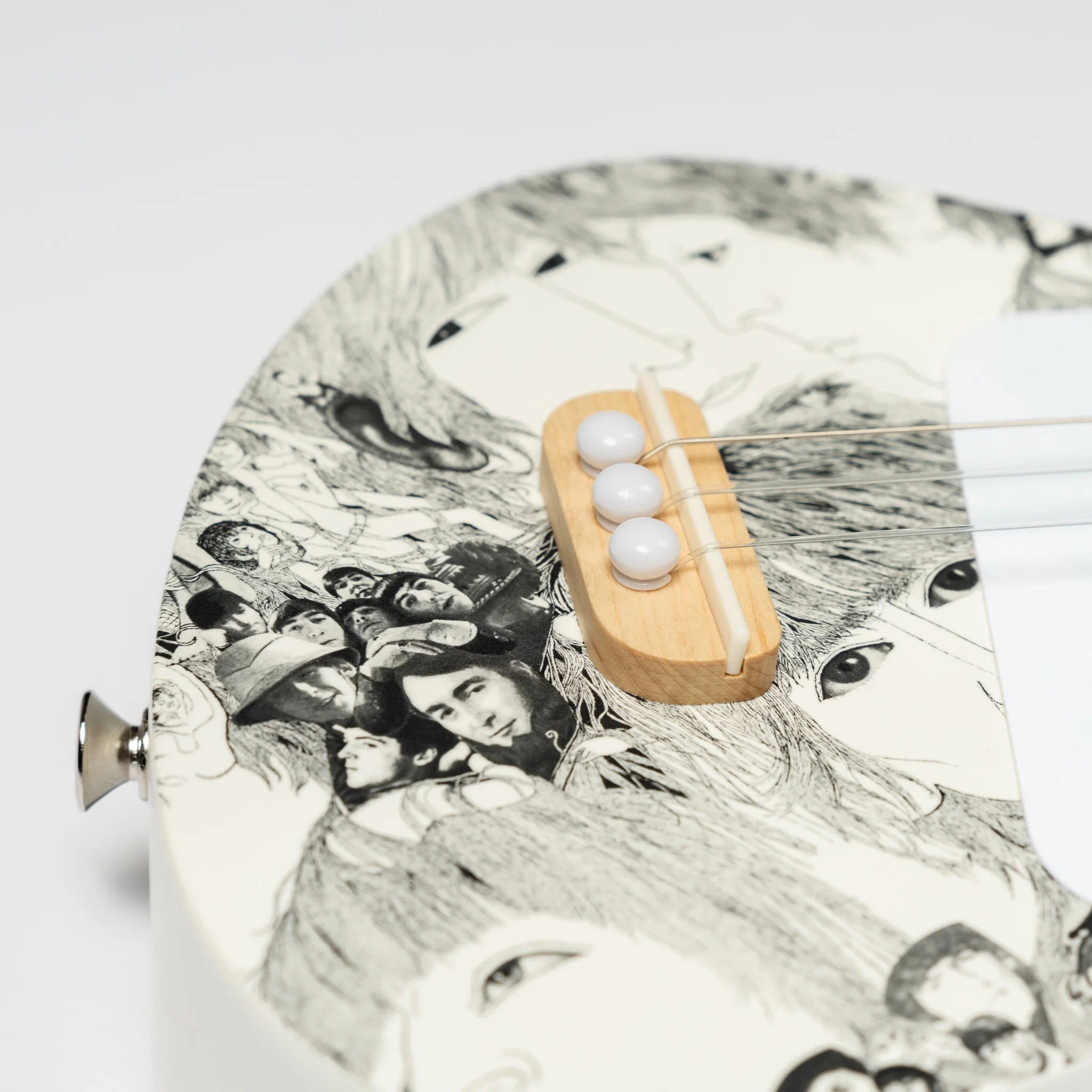 beatles + loog mini guitar - Image 5